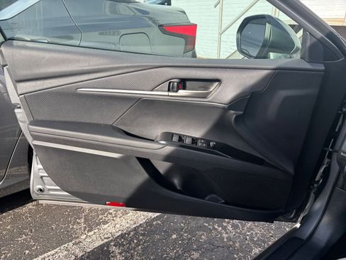 Used 2025 Toyota Camry SE image 20
