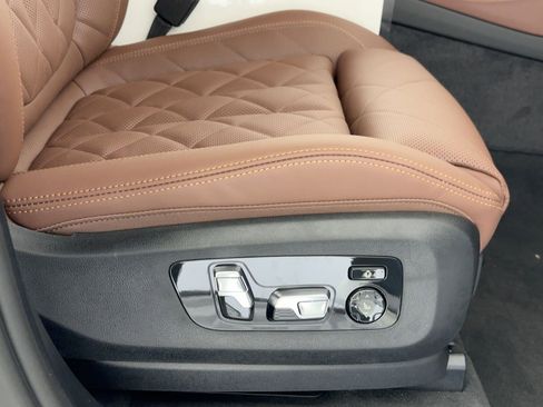 New 2026 BMW X5 sDrive40i w/ Climate Comfort Package image 33
