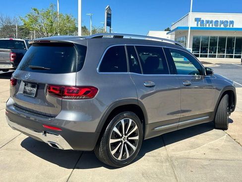 Used 2022 Mercedes-Benz GLB 250 w/ Premium Package Lite image 24