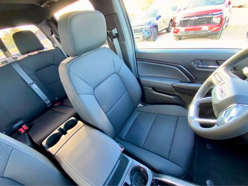 New 2026 GMC Canyon Elevation image 36