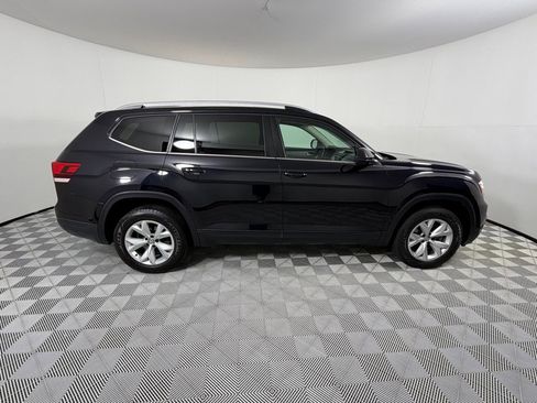 Used 2018 Volkswagen Atlas Launch Edition FWD image 4