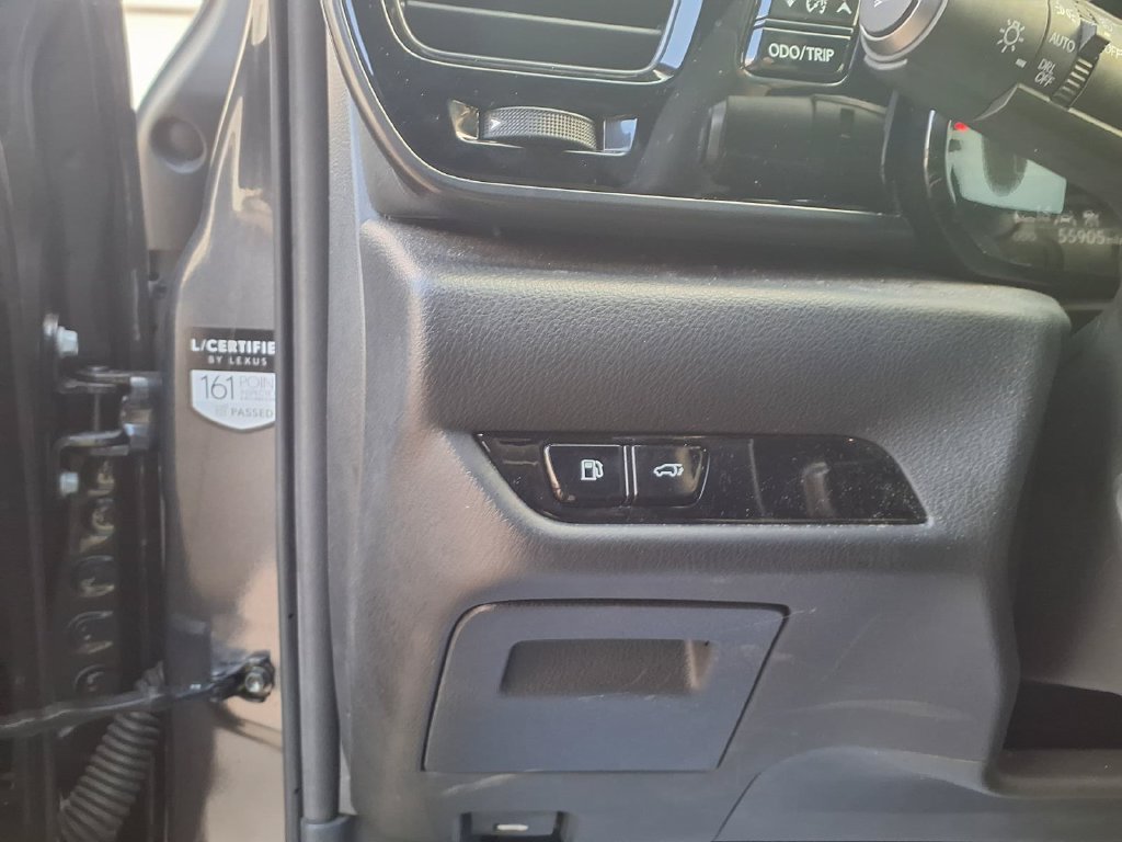 Used 2024 Lexus NX 250 FWD w/ Towing Package (2000 Lbs) image 12