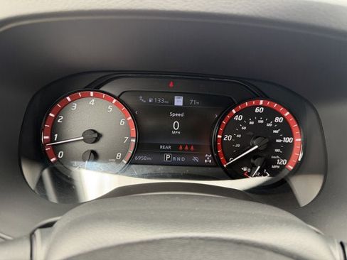 Used 2025 Nissan Frontier PRO-4X w/ Pro Premium Package AWD/4WD image 16