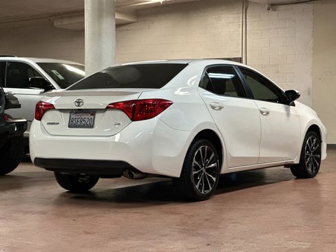Used 2019 Toyota Corolla SE w/ Carpet Mat Package (TMS) FWD image 5