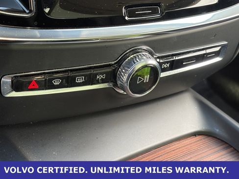 Certified 2025 Volvo V60 B5 Cross Country Plus image 22