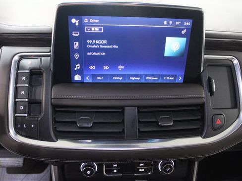 Used 2023 Chevrolet Suburban LT w/ Luxury Package AWD/4WD image 48