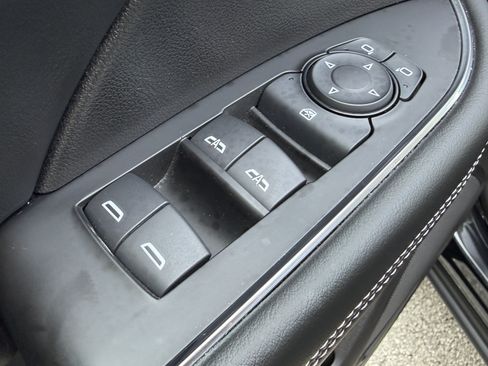 Used 2023 Buick Envision Preferred FWD image 19