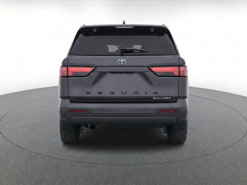 Used 2025 Toyota Sequoia SR5 AWD/4WD image 7