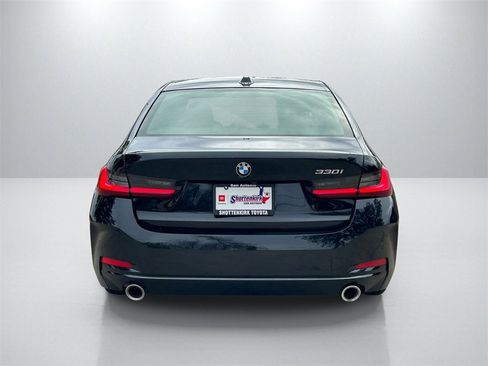 Used 2025 BMW 330i Sedan image 6
