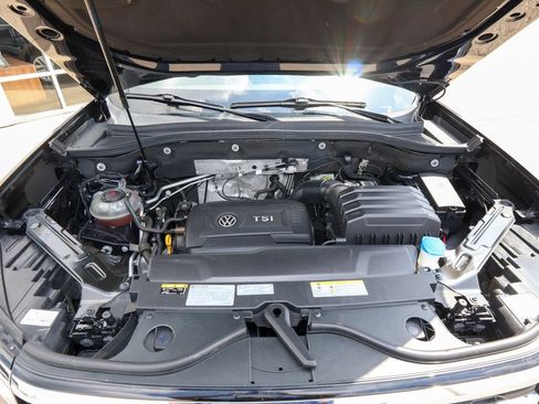 Used 2020 Volkswagen Atlas Cross Sport SE FWD image 30