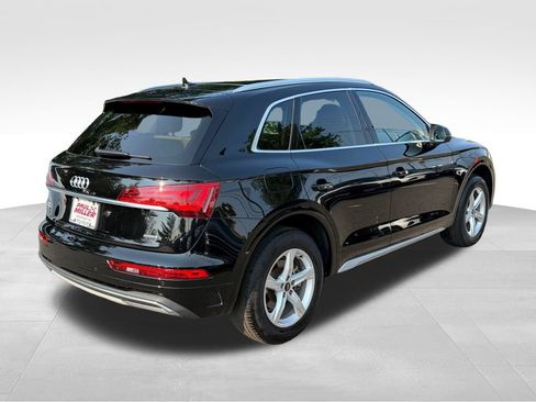 Used 2023 Audi Q5 2.0T Premium w/ Convenience Package AWD/4WD image 8