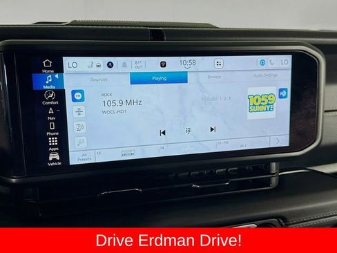 Used 2025 Jeep Wrangler Unlimited Sahara w/ Safety Group AWD/4WD image 19