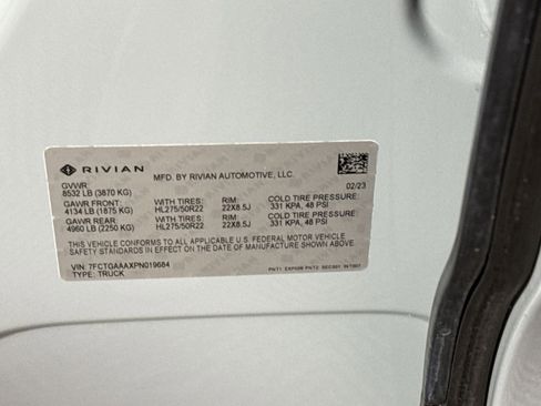 Used 2023 Rivian R1T Adventure AWD/4WD image 30