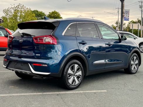 Used 2019 Kia Niro LX image 4