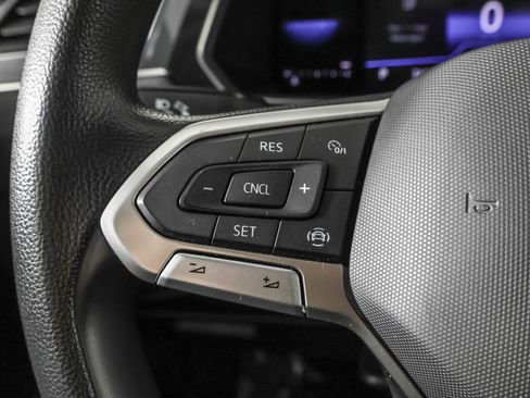 Used 2022 Volkswagen Tiguan S image 27