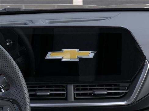New 2026 Chevrolet Trax RS w/ Sunroof Package FWD image 23