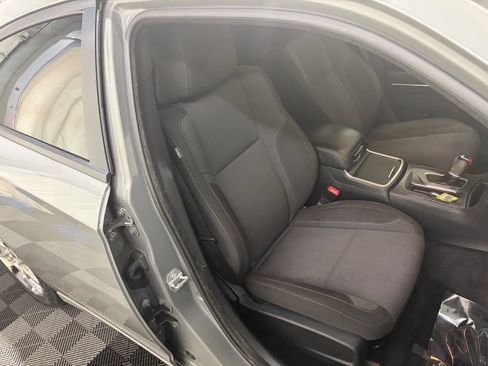 Used 2017 Dodge Charger SXT AWD/4WD image 23