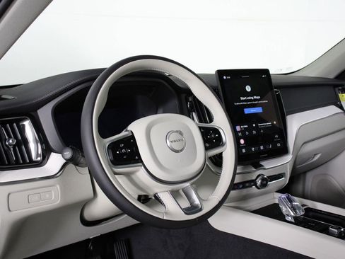 New 2026 Volvo XC60 T8 Ultra w/ Protection Package Premier AWD/4WD image 8