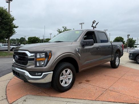 Used 2023 Ford F150 XLT AWD/4WD image 3