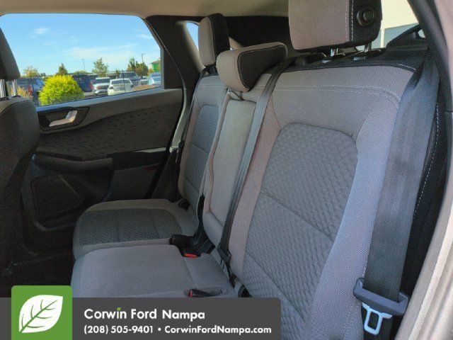 Used 2020 Ford Escape SE FWD image 25