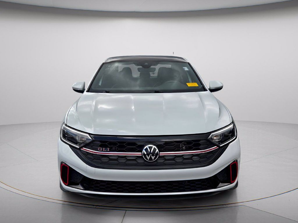 Used 2023 Volkswagen Jetta GLI Autobahn FWD image 3