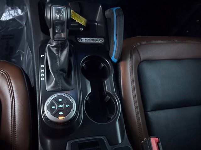 Used 2023 Ford Bronco Outer Banks w/ Sasquatch Package AWD/4WD image 31