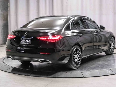 Used 2022 Mercedes-Benz C 300 Sedan image 4