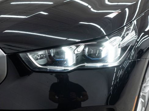 Used 2025 BMW 540i xDrive image 48