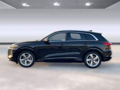 New 2025 Audi Q5 Prestige image 2
