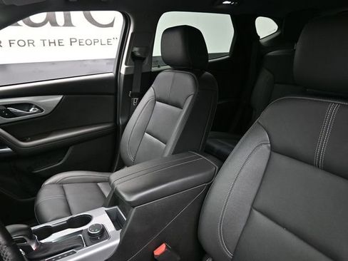 Used 2024 Chevrolet Blazer LT w/ Midnight/Sport Edition FWD image 16