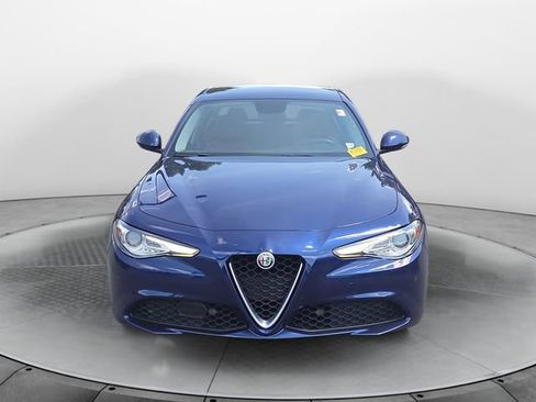 Used 2017 Alfa Romeo Giulia Ti w/ TI Lusso Package RWD image 8