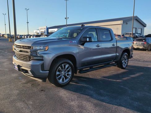 Used 2022 Chevrolet Silverado 1500 RST image 4
