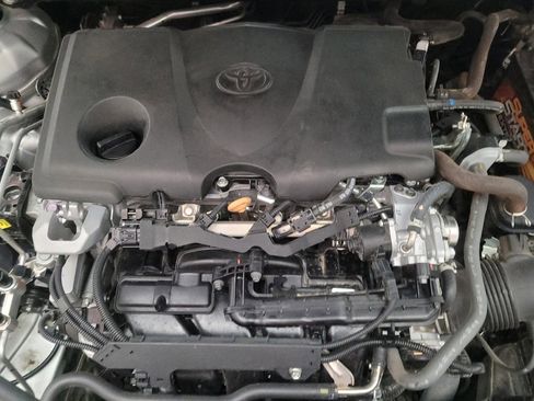 Used 2021 Toyota Camry SE w/ Carpet Mat Package (TMS) image 30