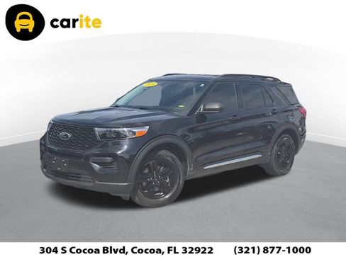 Used 2024 Ford Explorer XLT RWD image 1