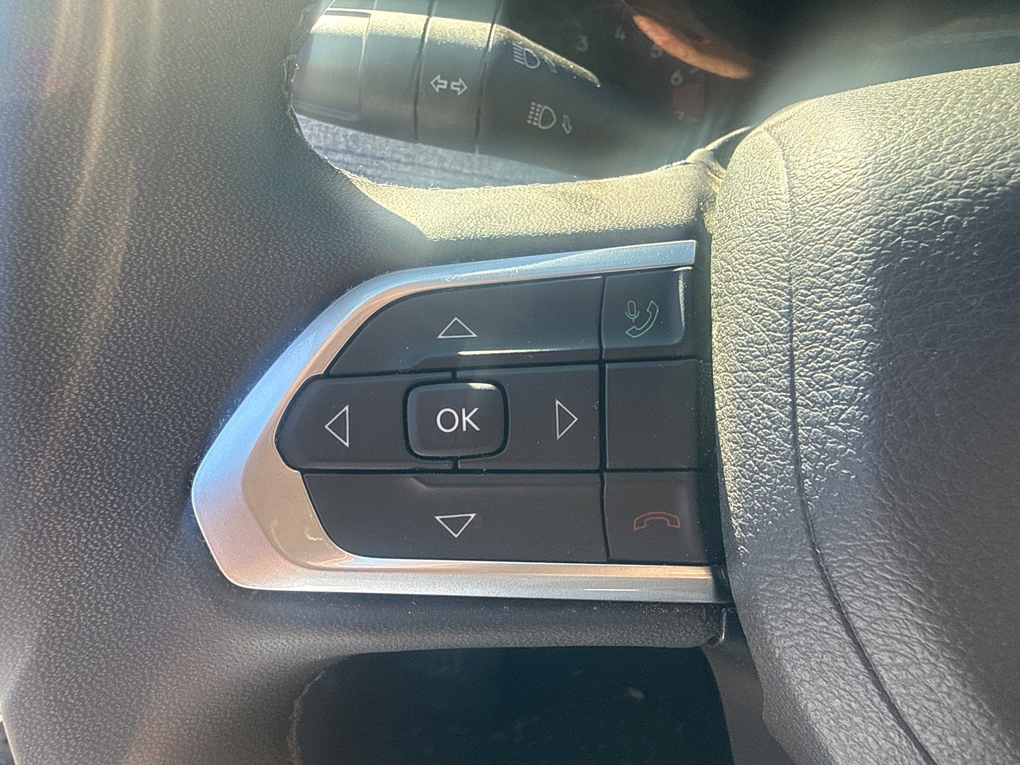 Used 2022 Jeep Compass Latitude FWD image 20