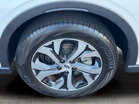 Used 2020 Subaru Outback Limited image 15