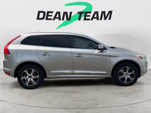 Used 2015 Volvo XC60 T6 Platinum AWD/4WD image 10