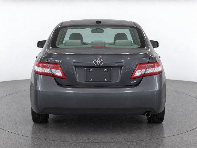 Used 2011 Toyota Camry LE FWD image 7