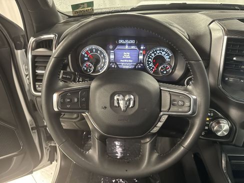Used 2024 RAM 1500 Laramie image 24