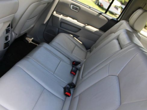 Used 2012 Honda Pilot Touring image 31