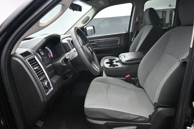 Used 2024 RAM 1500 Classic SLT AWD/4WD image 13