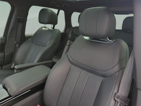 Used 2023 Land Rover Range Rover SE AWD/4WD image 18