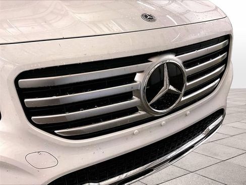 Used 2024 Mercedes-Benz GLB 250 4MATIC image 29