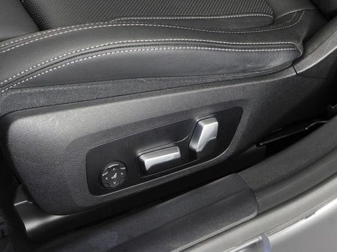 Used 2023 BMW i4 eDrive40 RWD image 23