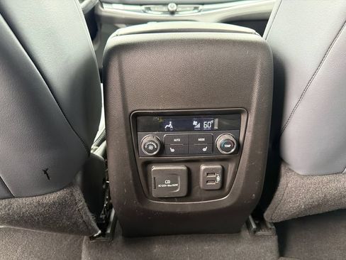 Used 2018 Buick Enclave Premium w/ LPO, Hit The Road Package AWD/4WD image 17