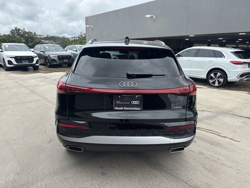 Certified 2025 Audi Q5 Premium w/ Convenience Package AWD/4WD image 7
