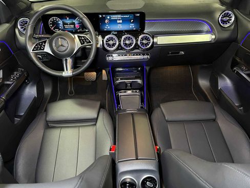 Certified 2025 Mercedes-Benz GLB 250 GLB 250 image 42