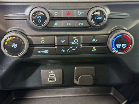 Used 2025 Ford F150 XL w/ Equipment Group 103A High AWD/4WD image 16