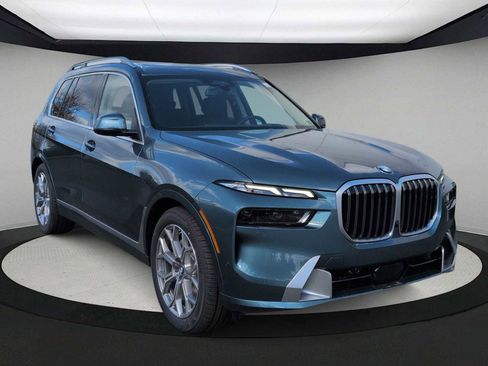 New 2026 BMW X7 xDrive40i image 2