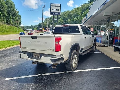 Used 2023 Chevrolet Silverado 2500 High Country AWD/4WD image 7